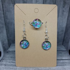 Handcrafted glass bead paisley print earrings an adjustable ring
